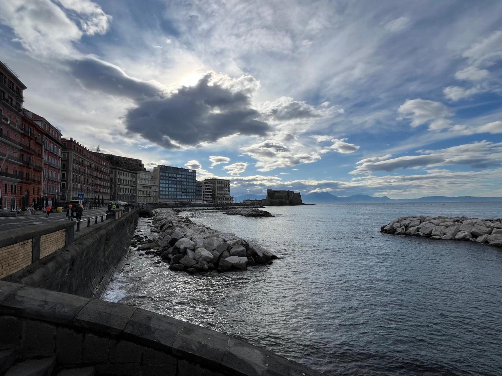 Holiday Home Un Posto Solare Napoli Ngoại thất bức ảnh